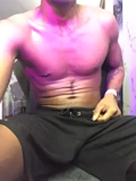 Czat XXX na żywo – Kiing_afroditho