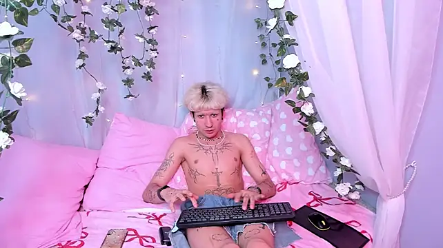 FinnEchoのライブXXXチャット
