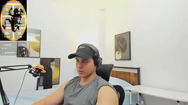 XXX chat uživo modela Thom_Ohtani