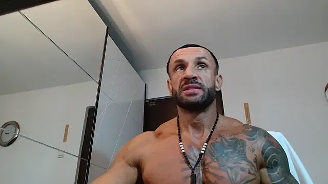 Magnificmuscles89 Chat XXX live