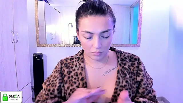 دردشة EricaVanderhill الجنسية المباشرة