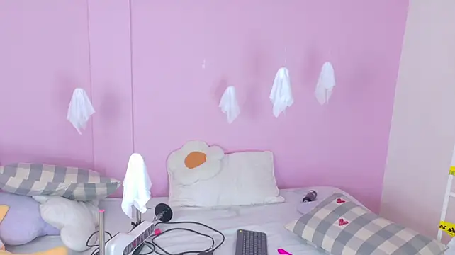 AhslyEvans__'s Live XXX Chat
