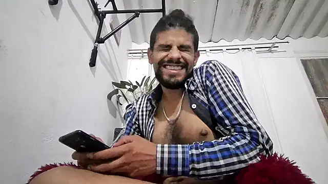 XXX chat uživo modela JBond007BBC