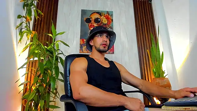 ryan_doyle Chat XXX live
