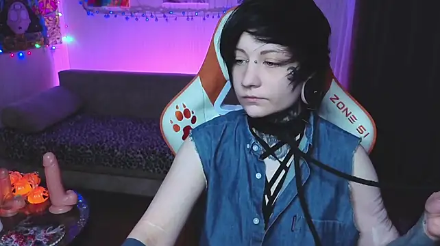 acid_trip1l's Live XXX Chat