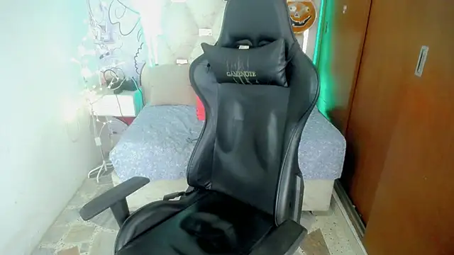 Westboyy_ Live XXX Chat