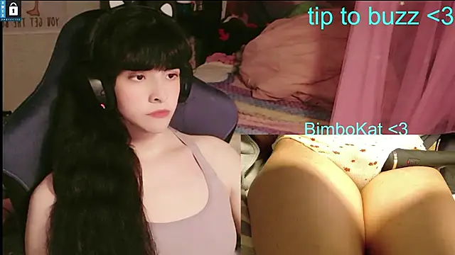 XXX chat uživo modela BimboCat