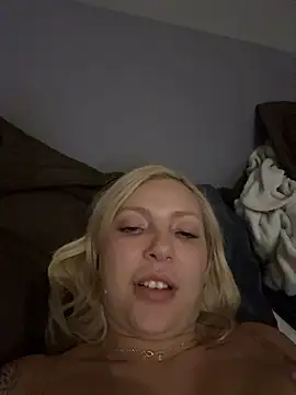 Juuhschmitt – Live XXX-chat