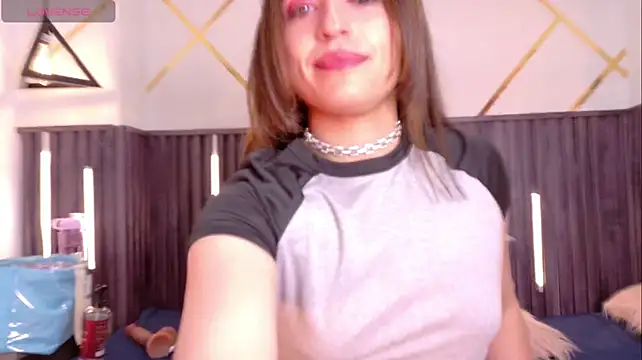 MeganNightt élő XXX-chatje