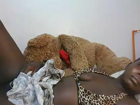 Chat +18 de Melaniebae ao vivo