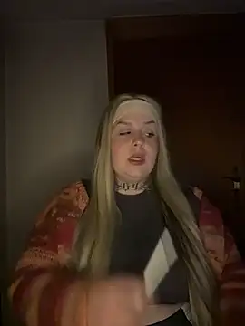 AmberMiller_official 即時 XXX 聊天