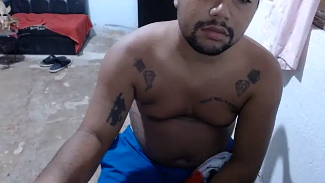 master_juju1924 Chat XXX in diretta