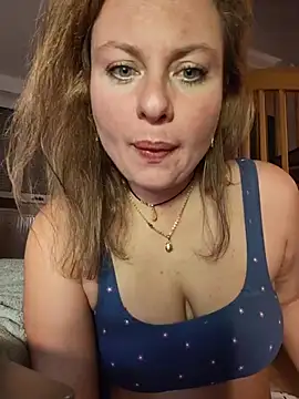 Chat XXX en directo de MiraCaramel