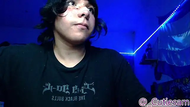 Cutie_Sam 现场XXX聊天
