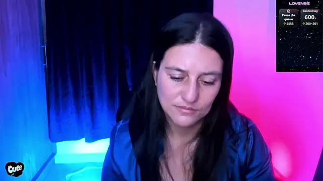 Chat XXX en directo de Saskyaa