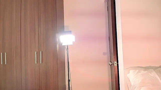 jim_twink_'s Live XXX Chat