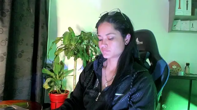 scarlet-kennedy98 Chat XXX in diretta