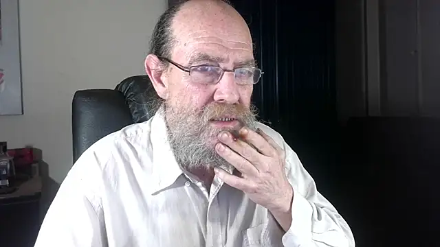 Uncle_Hottie live XXX chat