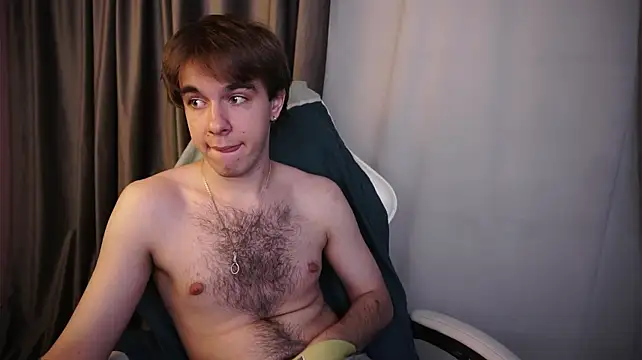 צ'אט XXX בשידור חי של DaveBevy