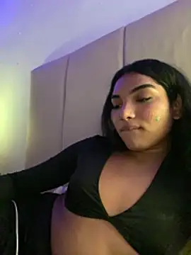 VeronicaSaenzx 在線直播表演