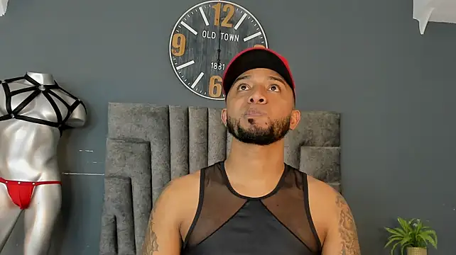 Chatroom XXX en direct de Robin_Rief