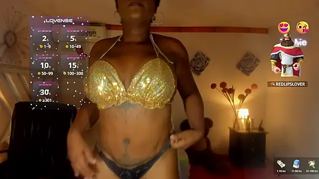 XXX chat uživo modela Miagrace