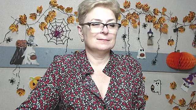 EmiliaGree Chat XXX in diretta