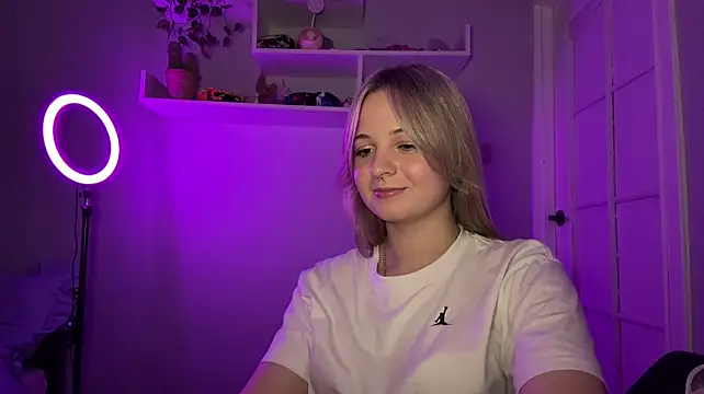 ellarnsn Live XXX chat