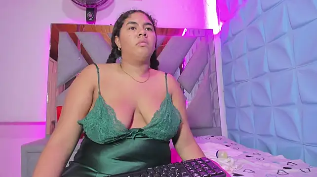 VictoriaRoose's Live XXX Chat