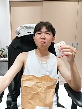 mochi8802 라이브 XXX 채팅