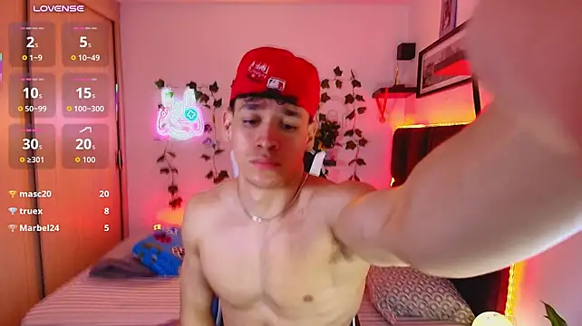 Živý XXX chat Luke_Muscle