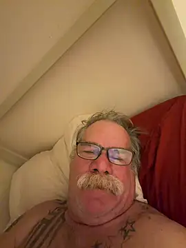 Czat XXX na żywo – Caesar_Baxter