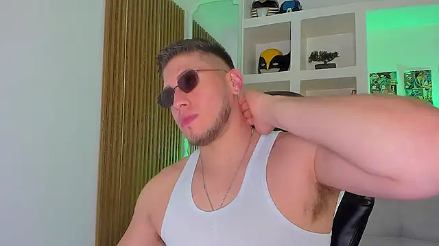Chat XXX en directo de SebastianMaximoff_