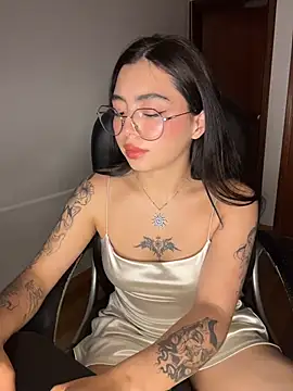 Valu_euphoria's Live XXX Chat