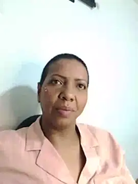 rochyy01 লাইভ XXX চ্যাট