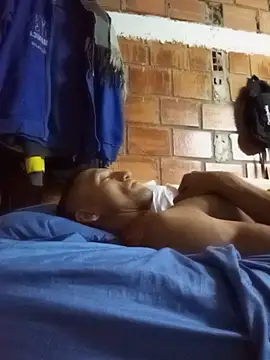 XXX chat uživo modela TuCanero23cm