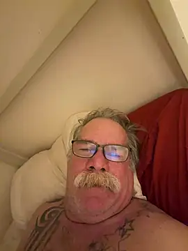 Chat XXX en directo de Caesar_Baxter