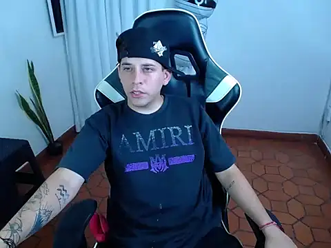 Chat +18 de 420Liam ao vivo