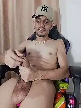 Chatroom XXX en direct de LatinBeast26cm