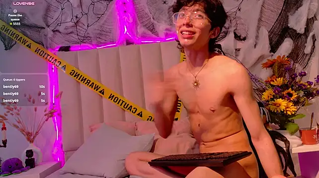 Twink_Sebas7 现场XXX聊天