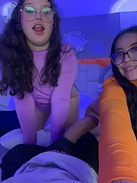 Chat XXX en directo de KatlynRous