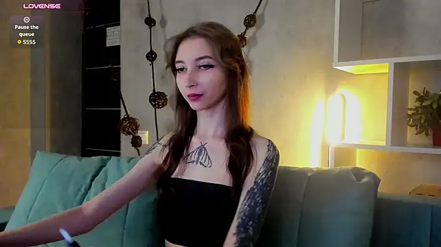 Chat XXX en directo de Ellen_Hops