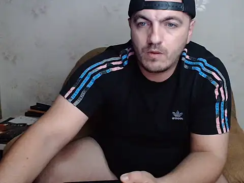 Chatroom XXX en direct de MasterTaylor