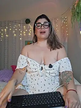 Chat XXX en directo de Juliietha_servas