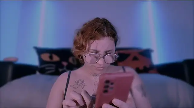 Chat XXX en directo de Lilmuh_