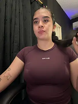 Chat XXX en directo de alhaana_