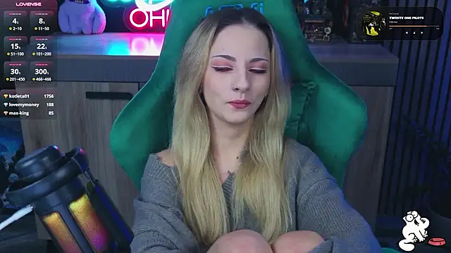 XXX chat uživo modela Eva_Kit