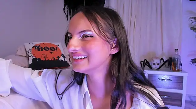 XXX chat uživo modela ninaht