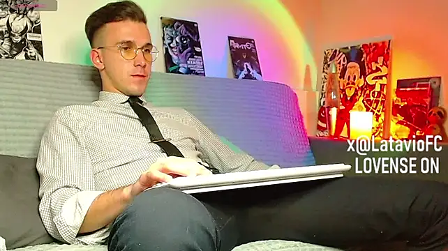 Онлайн чат XXX Midnighter_