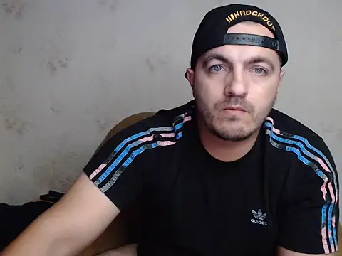 MasterTaylor Live XXX-chat